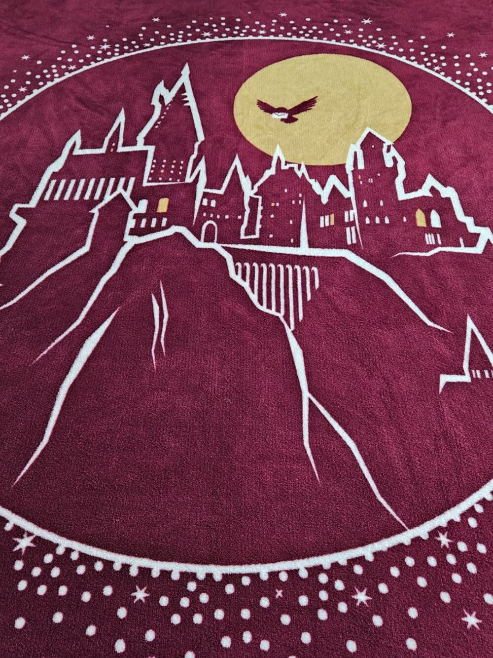 Harry Potter Hogwarts Burgundy Throw Blanket